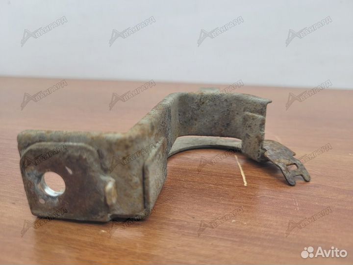 Кронштейн проводки Nissan Tiida С11 2004-2014