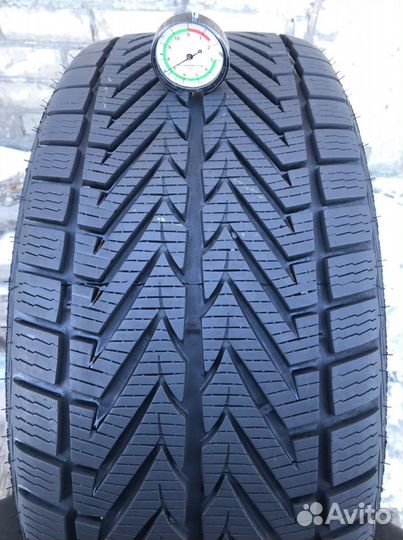 Vredestein Wintrac Xtreme 245/40 R18 97W