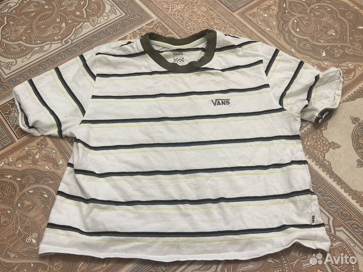 Футболка vans