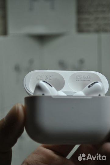 Беспроводные наушники Apple AirPods Pro