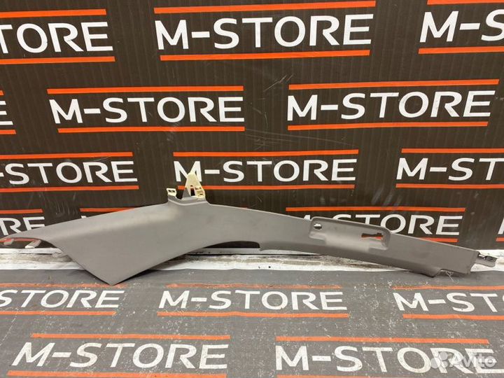 Обшивка стойки задняя левая Audi A4 B6 ALT 2003