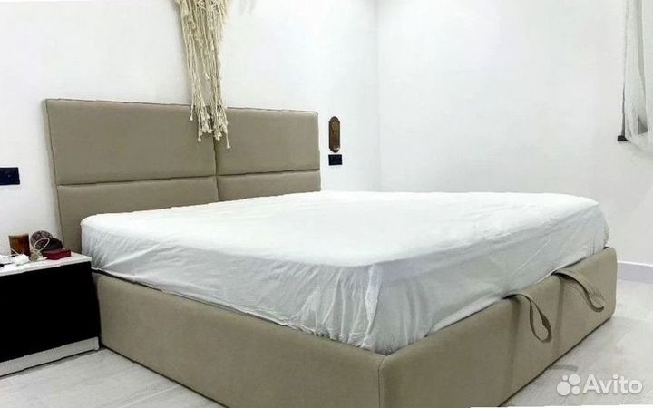 Мягкая дизайнерская кровать