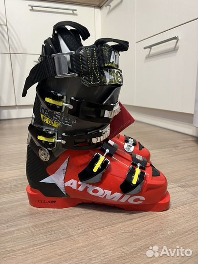 Горнолыжные ботинки atomic redster