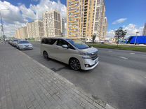 Toyota Vellfire 2.5 CVT, 2016, 105 000 км, с пробегом, цена 3 999 999 руб.