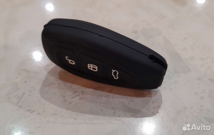 Чехол на ключ (пульт ду) Форд Фокус 3, новый