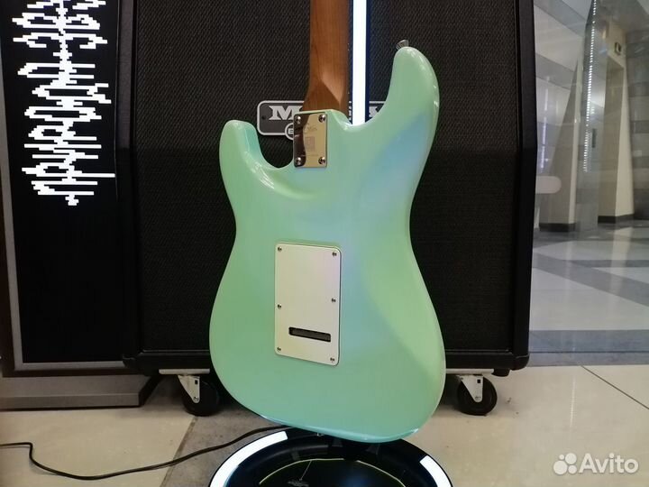 Электрогитара Mooer gtrs S800 Green