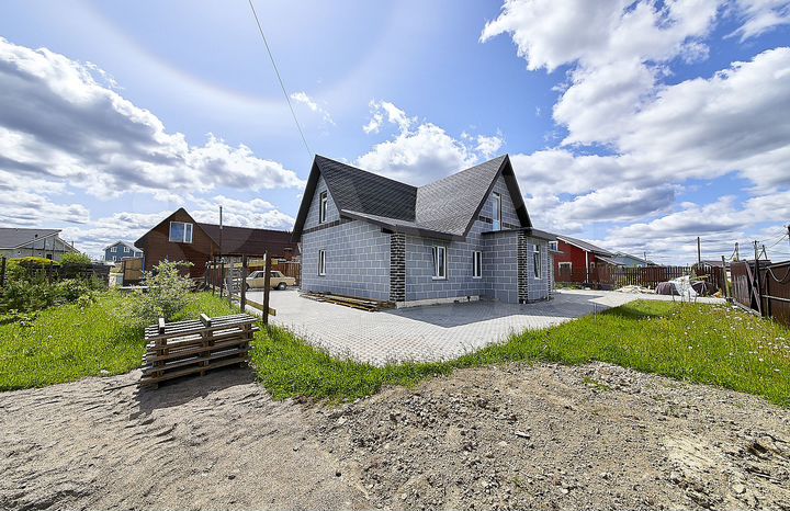 Дом 253 м² на участке 13 сот.