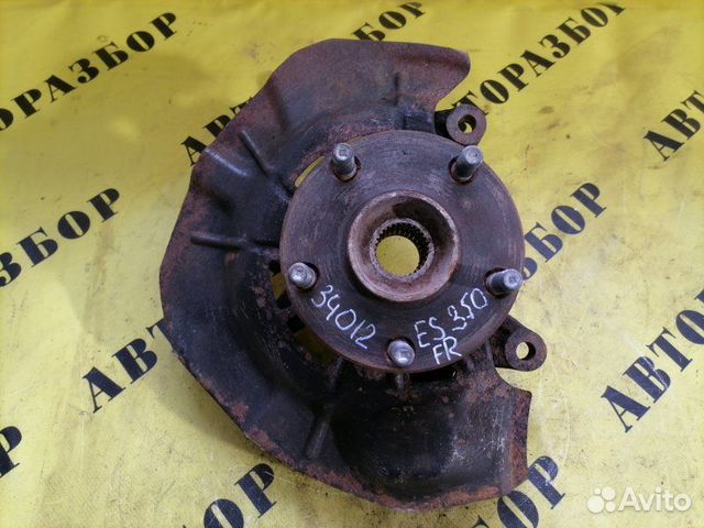 Кулак поворотный передний правый Lexus Es350