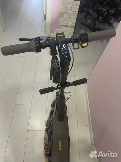 Электросамокат Ninebot Kickscooter MAX G30P