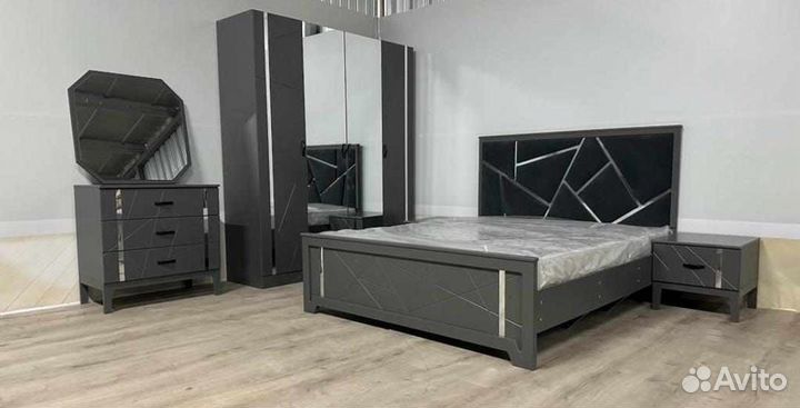 Спальный гарнитур Бристоль