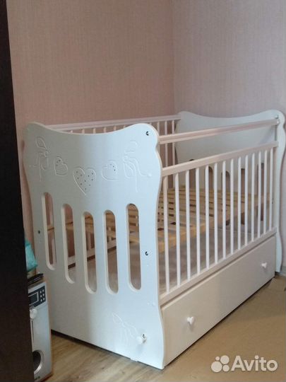 Кроватка для ребенка