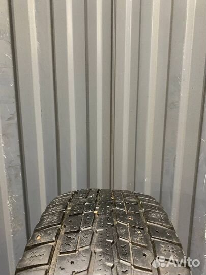 Dunlop SP Winter Ice 01 185/65 R14 90T