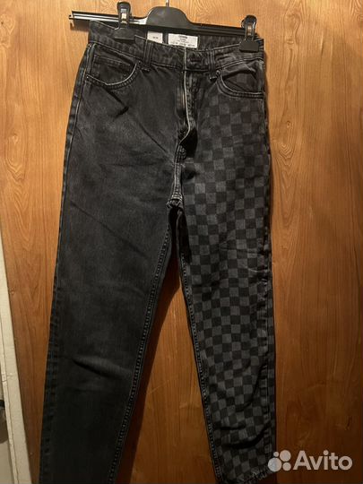 Джинсы Bershka