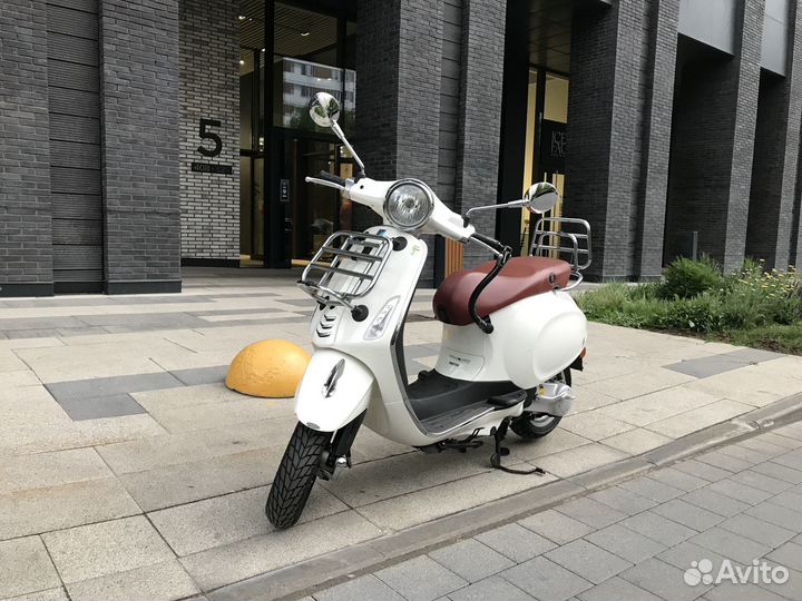 Vespa primavera 50