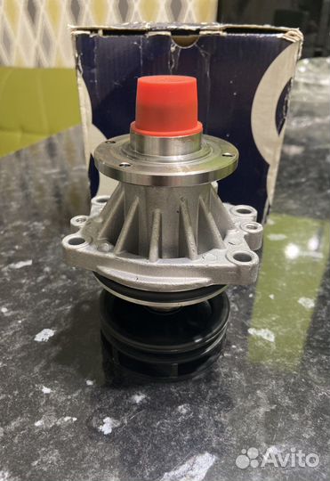 Помпа бмв E-34