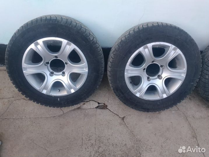 Колеса на ниву