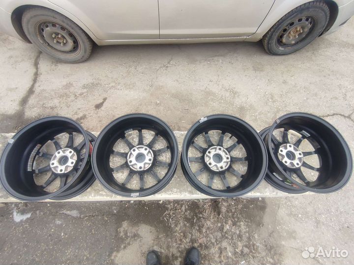 Диски r15 5x112 VAG VW черные спицы