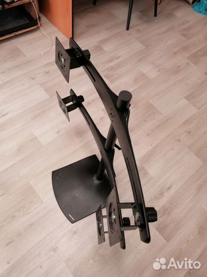 Кронштейн стойка для 4 мониторов