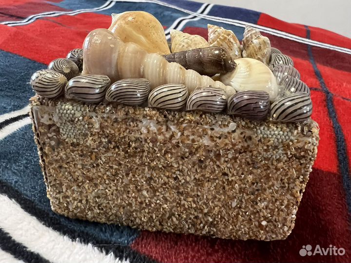 Шкатулка с ракушками