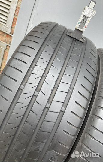 Bridgestone Alenza 001 235/55 R17 99V