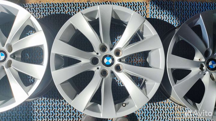R18 Accelera 651 245/45, PCD 5x120 DIA 72.6