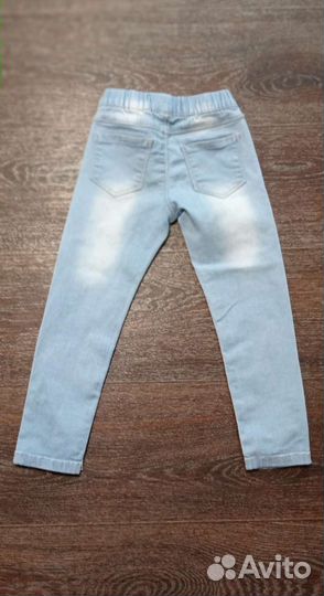 Джинсы на девочку 98- 104