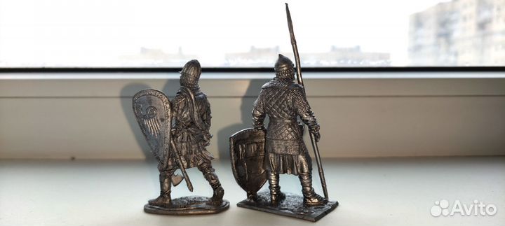 Фигурки русских воинов