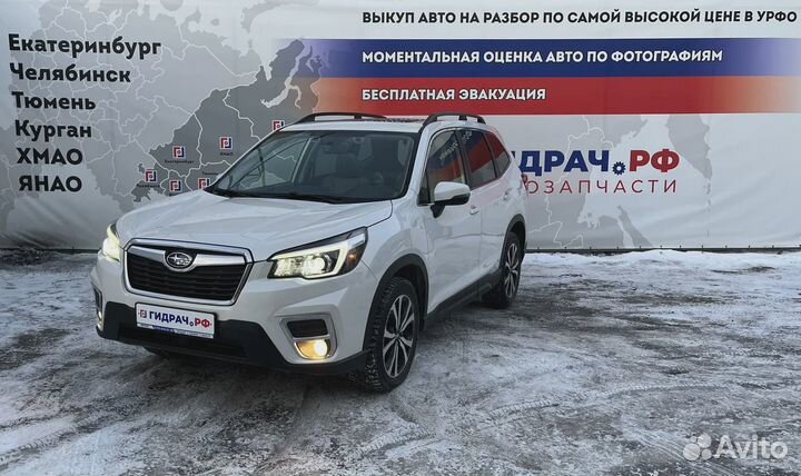 Фара левая Subaru Forester (SK/S14)