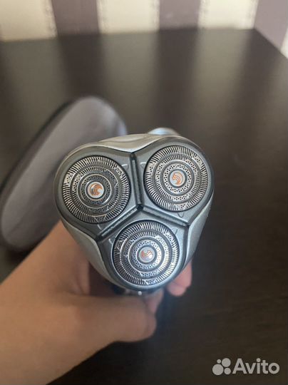 Электробритва с тримерром