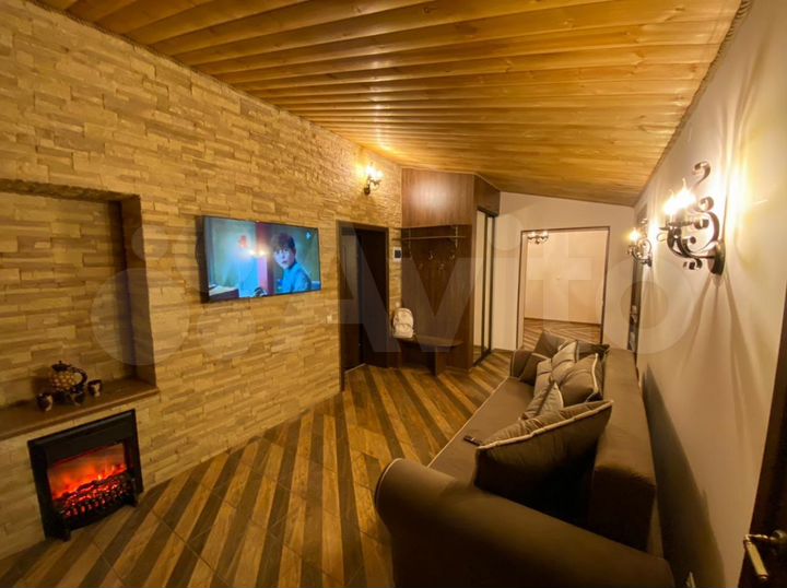 3-к. квартира, 60 м², 8/8 эт.
