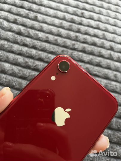 iPhone Xr, 64 ГБ