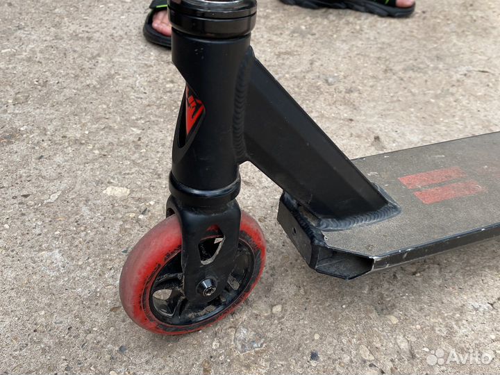 Трюковой самокат