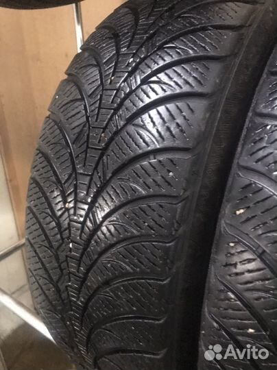 Goodyear UltraGrip Ice Arctic SUV 225/65 R17 102S