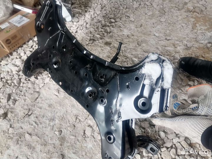 Солярис Подрамник передний Solaris Rio 11-17