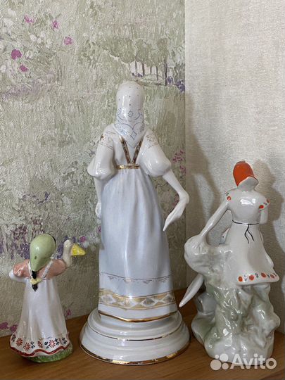 Статуэтки Берёзка. Юная плясунья. Птичница