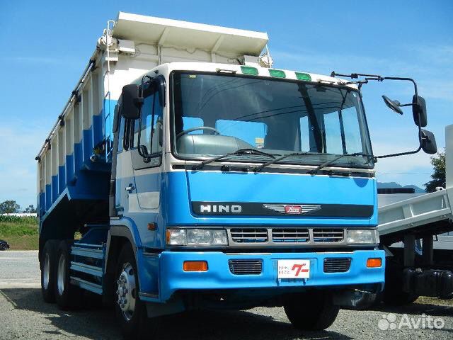 Водитель самосвала