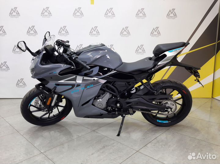 Мотоцикл Cfmoto 300 SR (ABS)