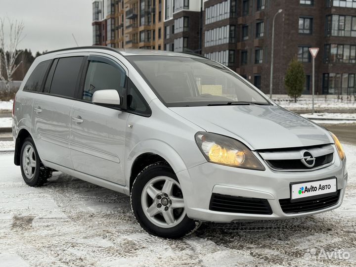 Opel Zafira 1.8 МТ, 2012, 165 740 км