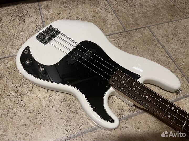 Бас гитара Fender Squier VM Precision Bass 2009