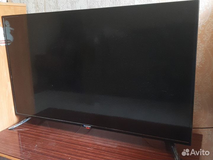 Телевизор SMART tv 43 бу