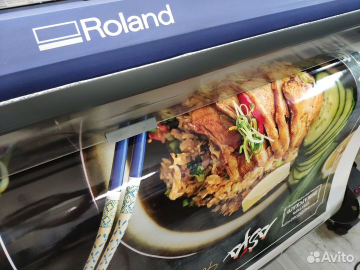 Широкоформатная печать наклеек стикеров рекламы