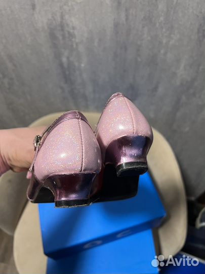 Туфли для девочки