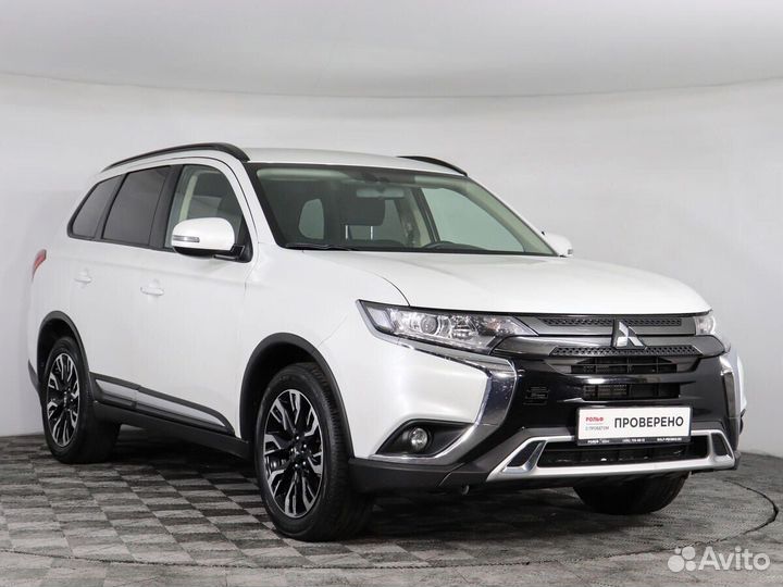 Mitsubishi Outlander 2.0 CVT, 2021, 60 780 км
