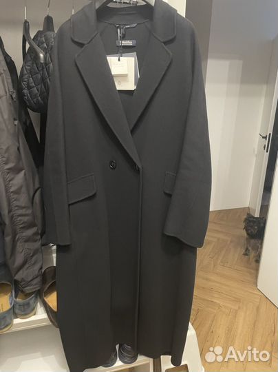 Пальто черное женскоеS Max Mara 48 р