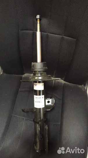 Амортизатор правый на BMW X5 E53