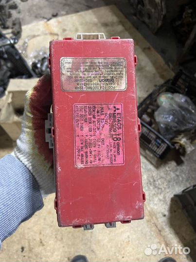 Блок комфорта Mitsubishi Outlander mr530918