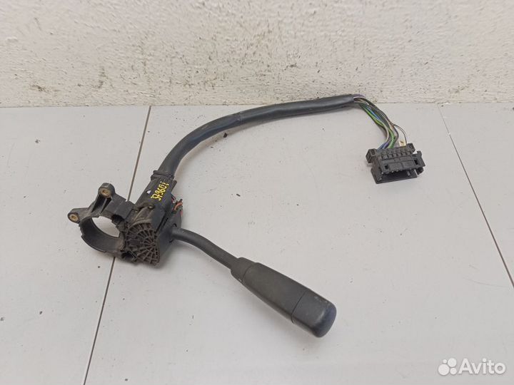 Переключатель поворотов подрулевой