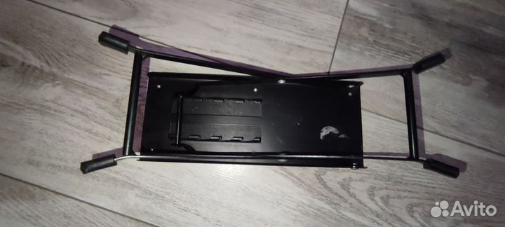 Подножка для игры на гитаре