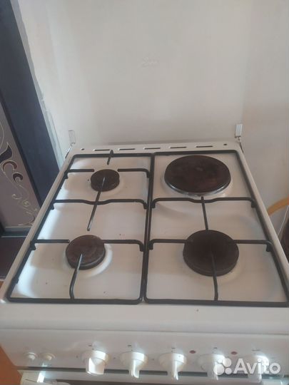 Газовая плита с электрической духовкой