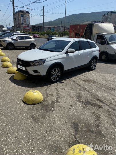 LADA Vesta Cross 1.8 AMT, 2018, 107 000 км